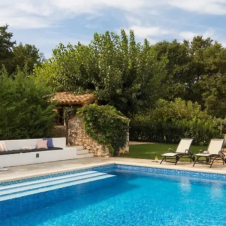 Villa Flavia - Stunning Traditional